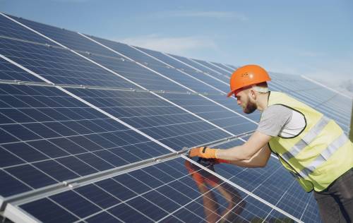 O descarte correto de painéis solares